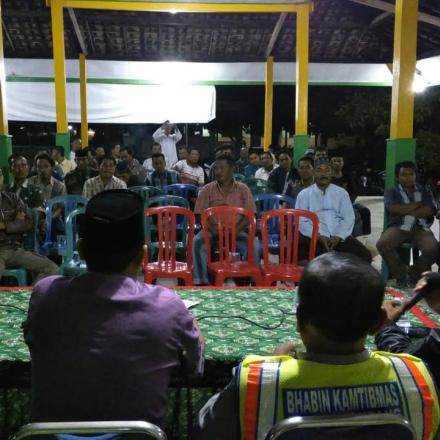 Rapat Koordinasi Linmas Desa Balongbesuk