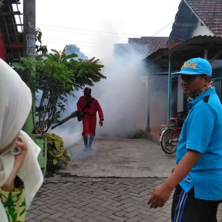 Kegiatan Fogging Pemberantasan Sarang Nyamuk