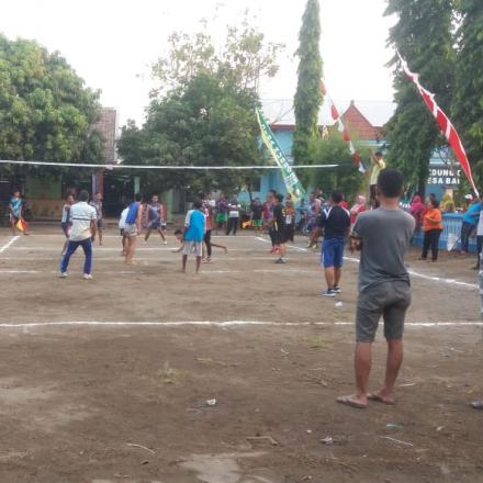 Lomba Volly Putra Antar RW