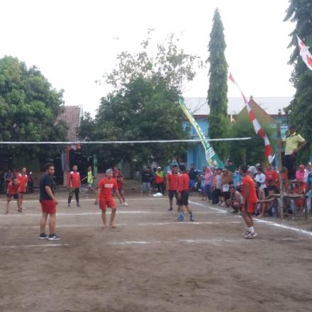 Lomba Volly Putra Antar RW