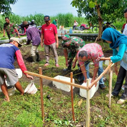 Pembangunan Gubug Tani