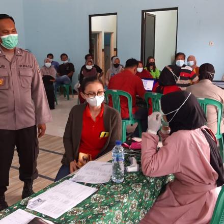 Vaksinasi HUT ke-75 BHAYANGKARA RI