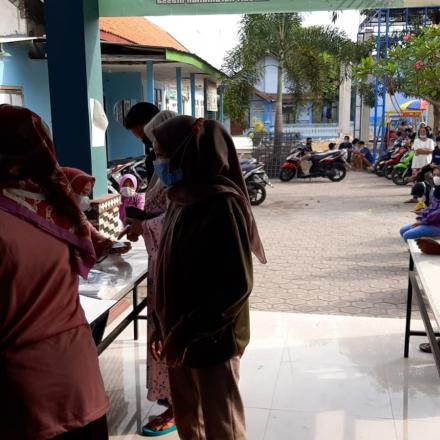 Vaksinasi Covid19 Dosis Pertama Tahap Ke Tiga