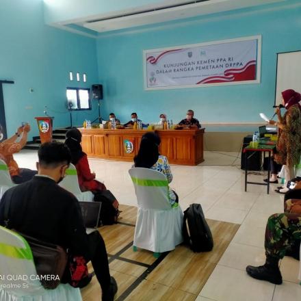 Kunjungan KemenPPPA RI ke Desa Balongbesuk