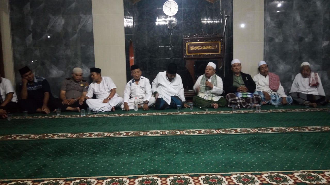 Tarwih Keliling Masjid Mustawa